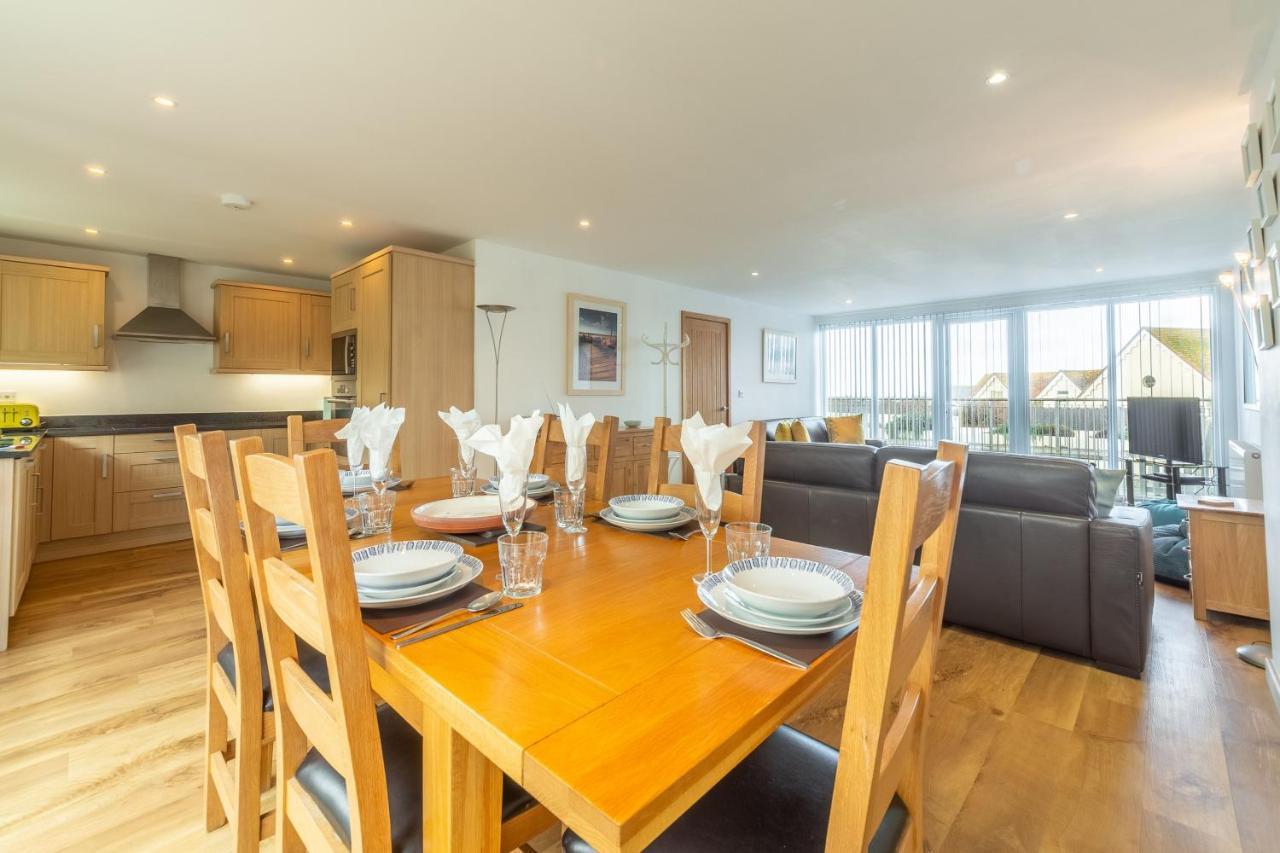 Headland Beaches Holiday home *